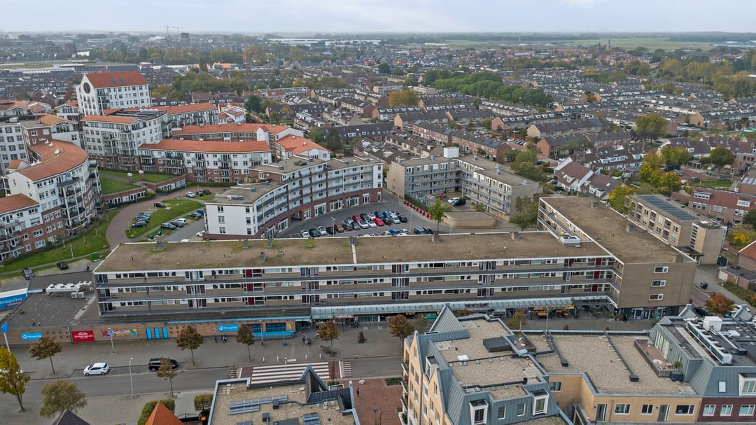 Photo 46 of Oegstgeesterweg 98