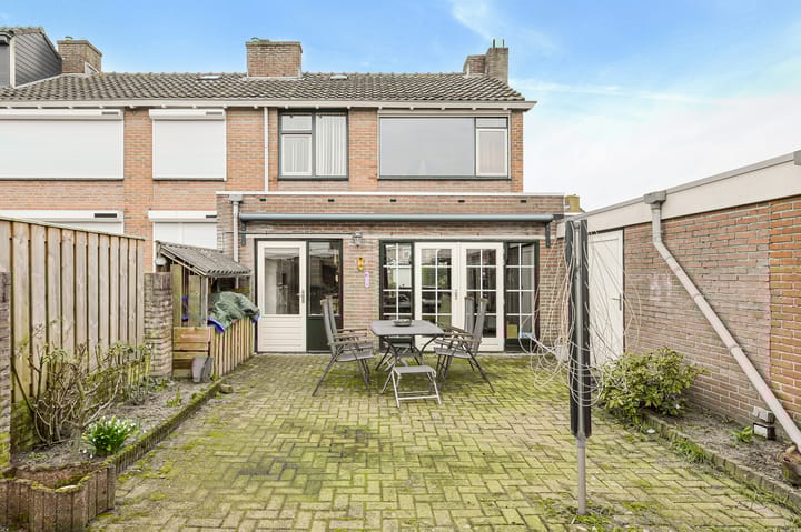 Photo 2 of Gentiaanstraat 5