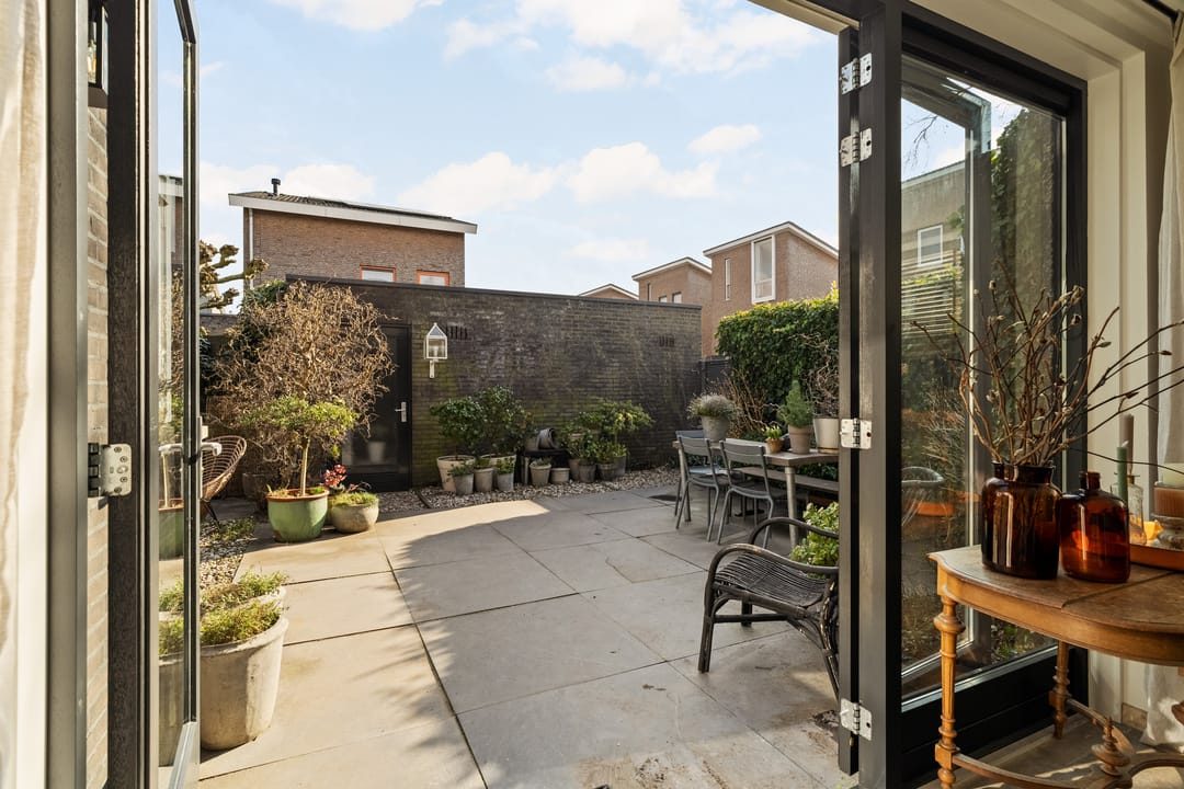 Photo 11 of Willem Barthoenstraat 20