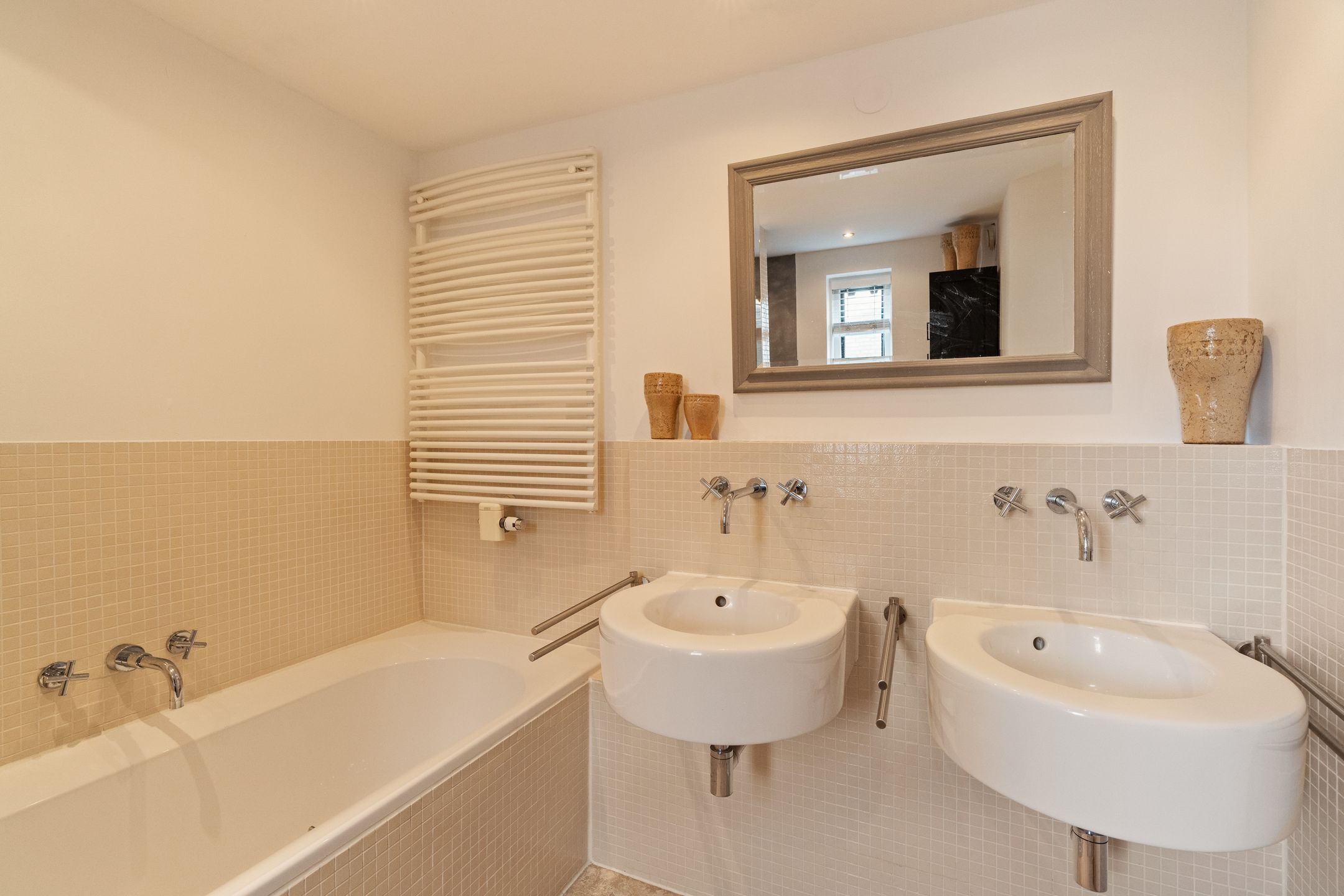 Photo 24 of Willem Barthoenstraat 20