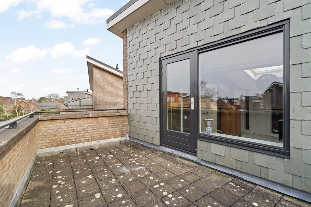 Photo 32 of Willem Barthoenstraat 20