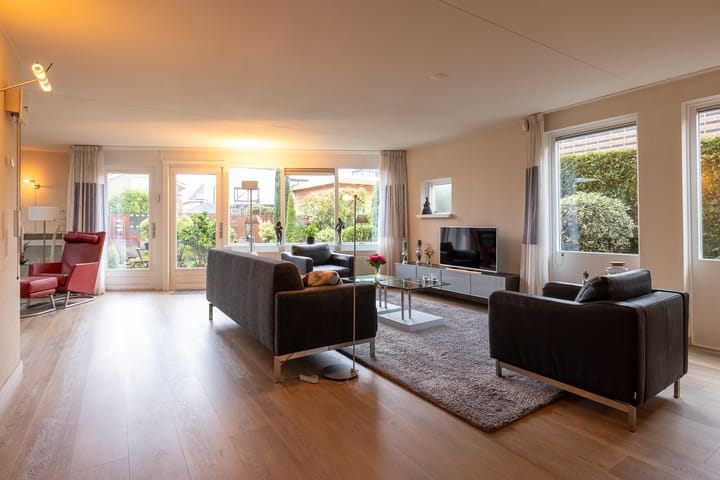 Foto 2 van Lelyweg 3