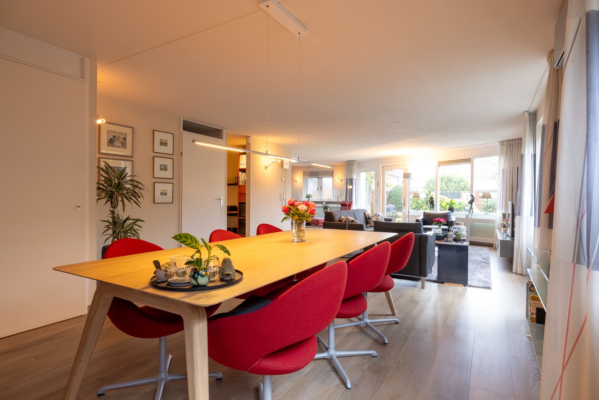 Photo 3 of Lelyweg 3