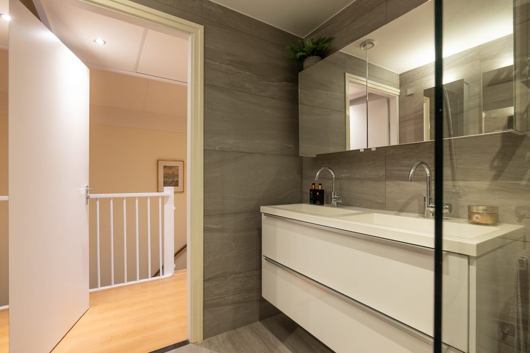 Photo 26 of Lelyweg 3