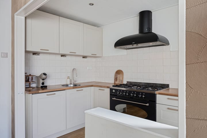 Foto 4 van Voeghoutenstraat 76