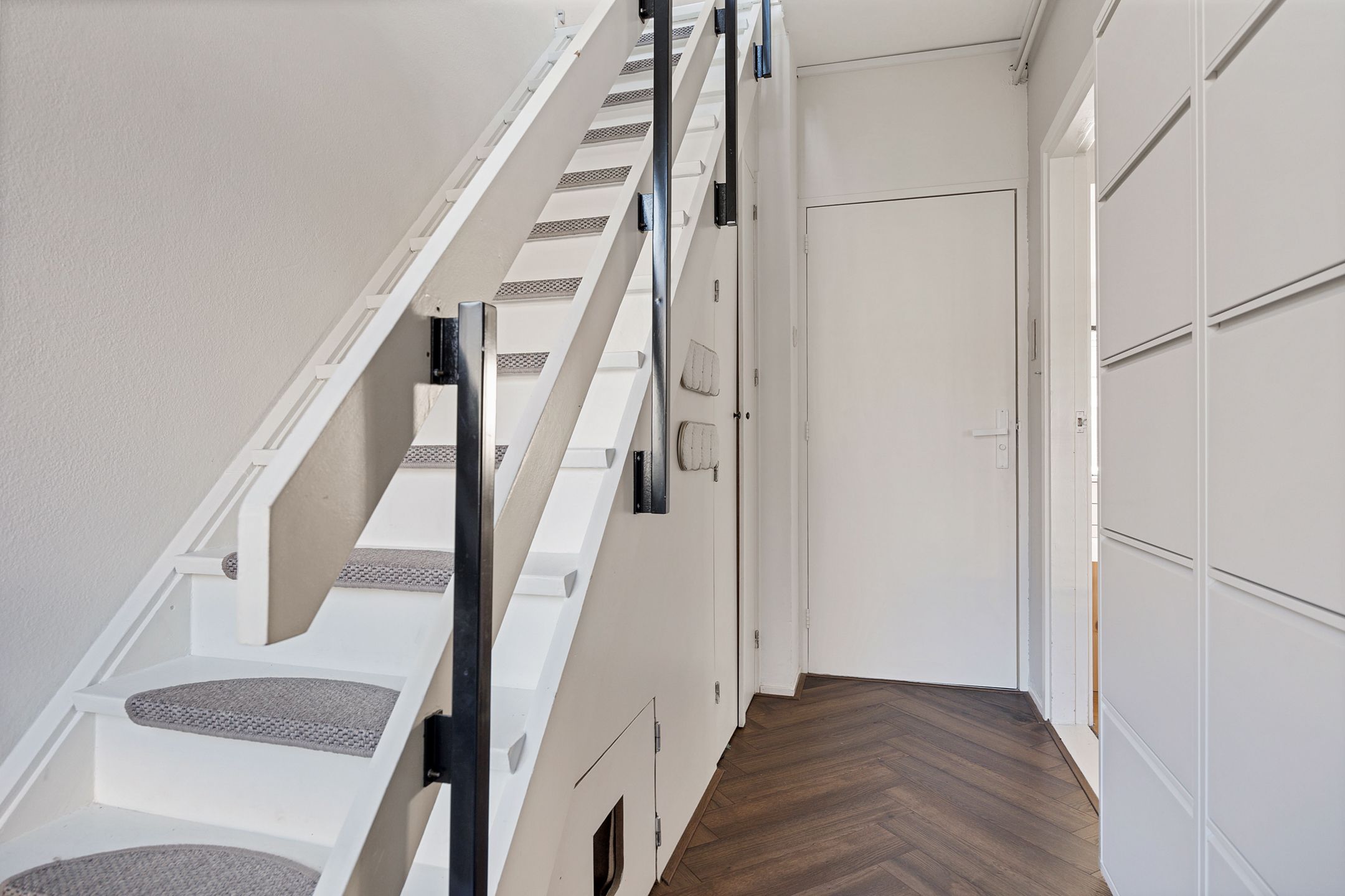 Foto 15 van Voeghoutenstraat 76