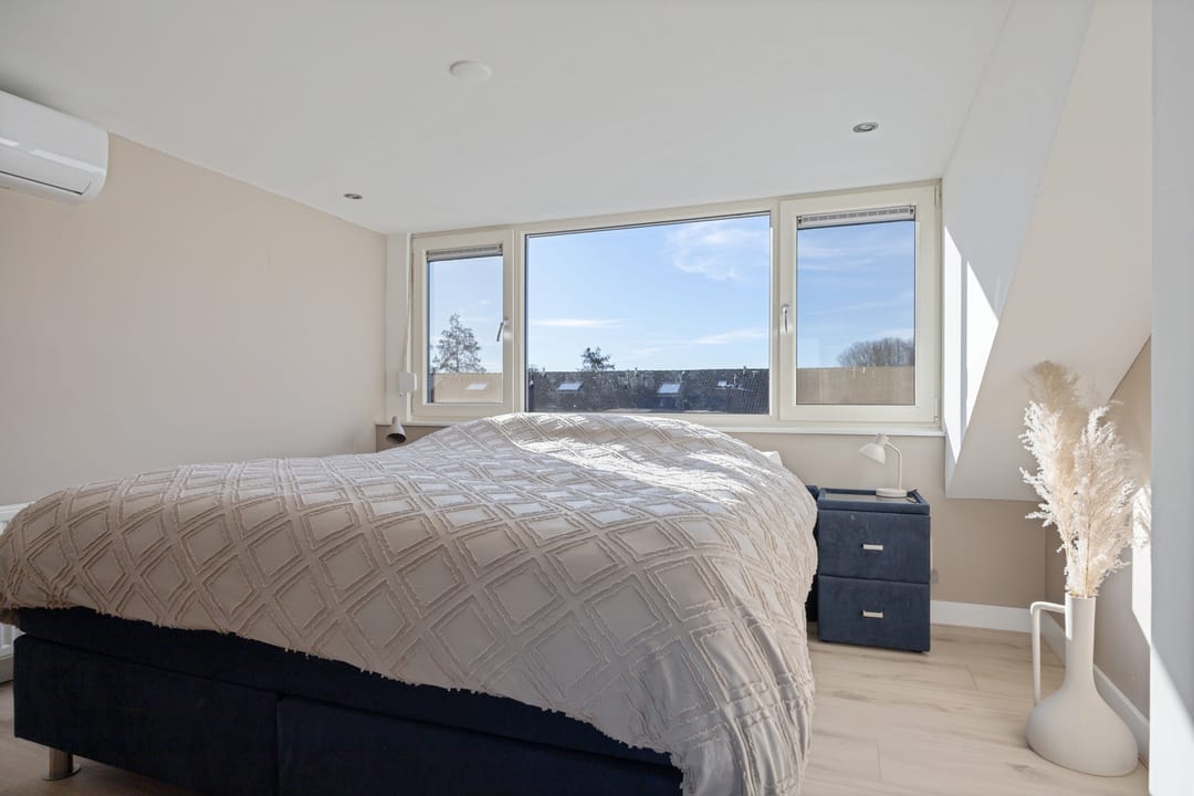 Foto 32 van Voeghoutenstraat 76