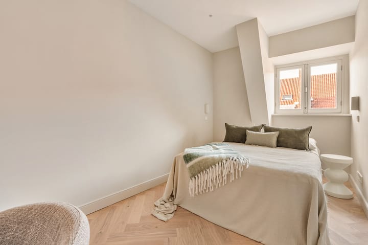 Photo 2 of Laplacestraat 47-3A