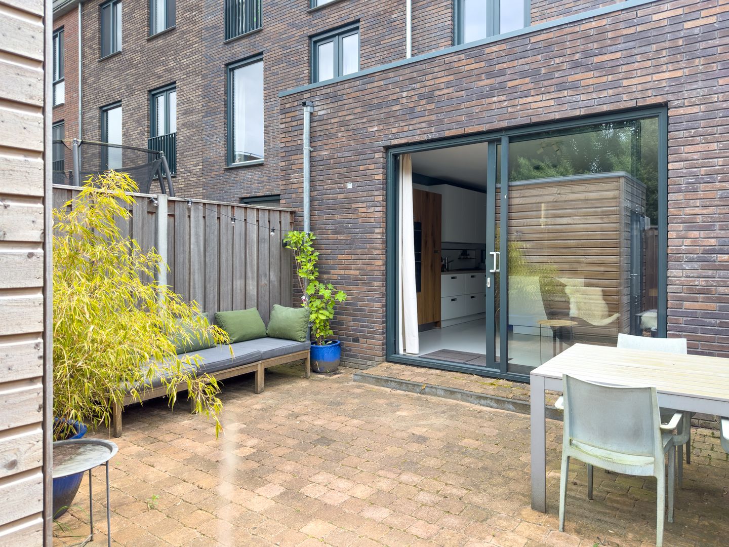 Photo 10 of Bagijnenwalstraat 17
