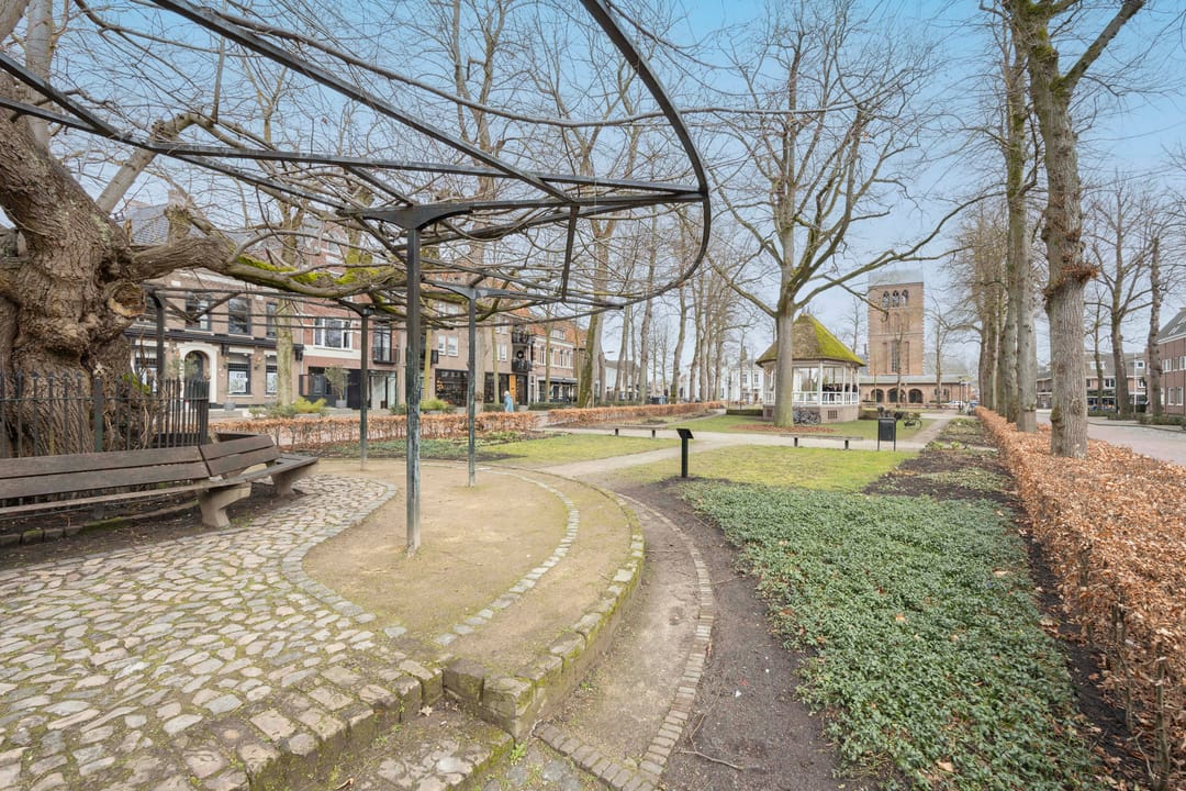 Foto 31 van Lindeplein 24