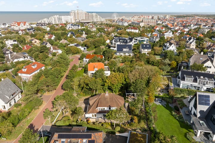 Photo 2 of Beethovenweg 31