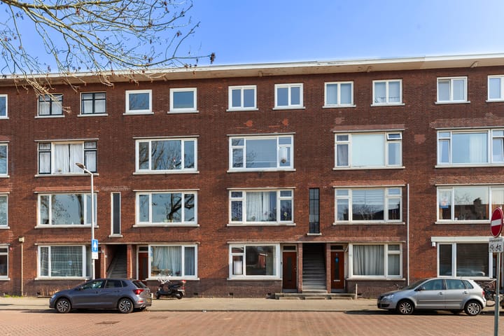 Photo 3 of De Quackstraat 32-C