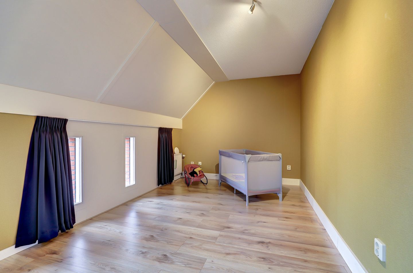 Foto 34 van Aardbeienstraat 14