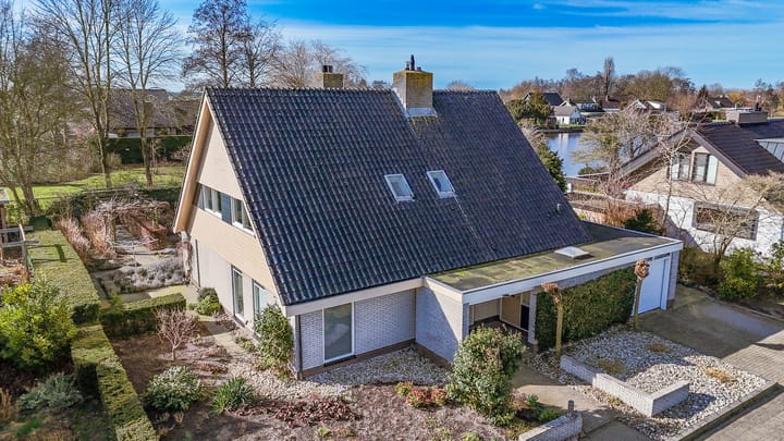 Photo 2 of Tjotter 10