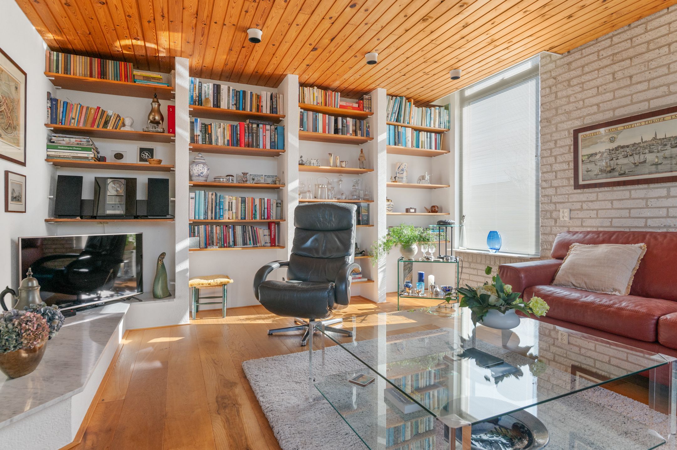 Foto 15 van Tjotter 10