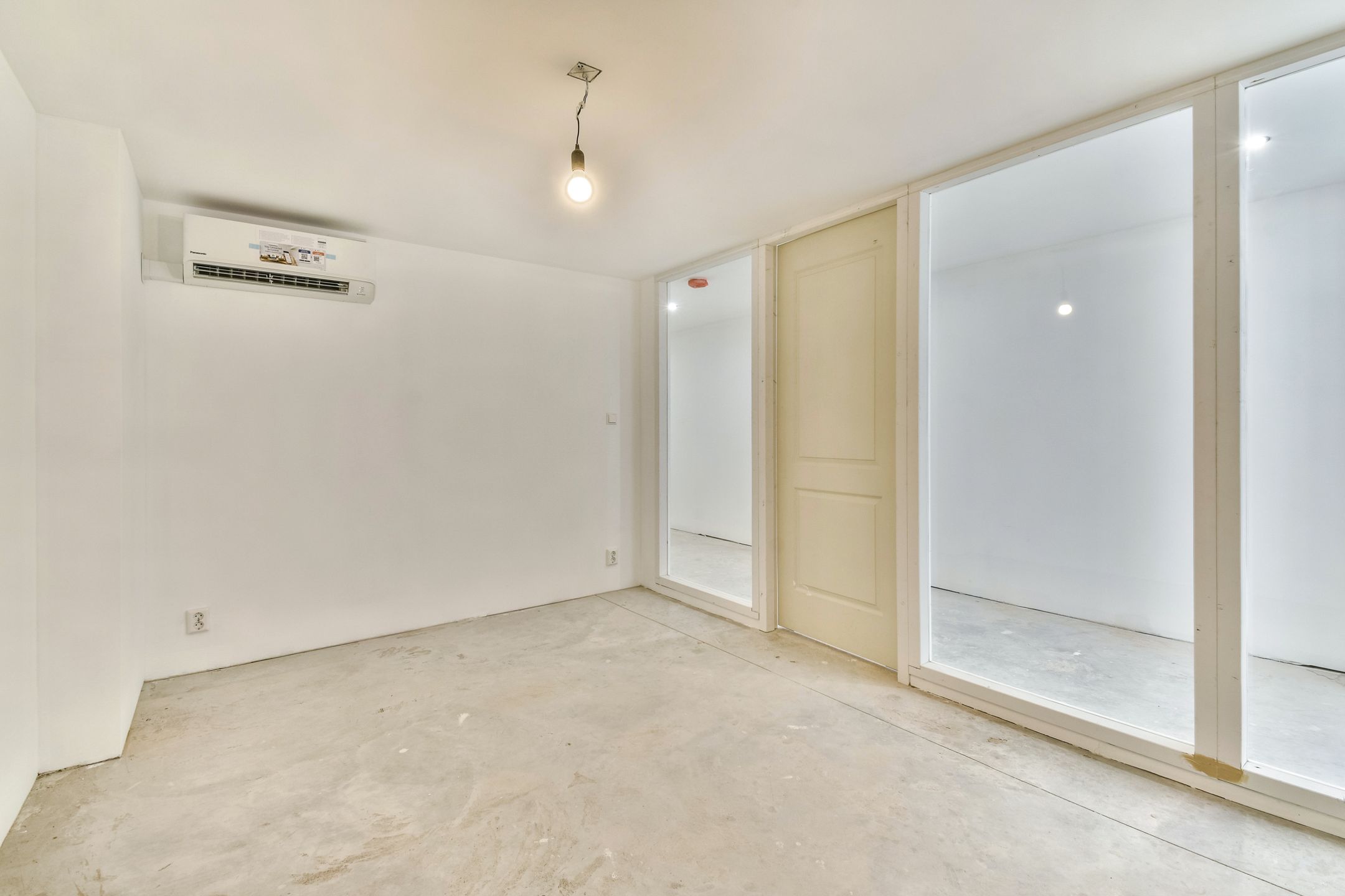 Foto 15 van Warmelostraat 8