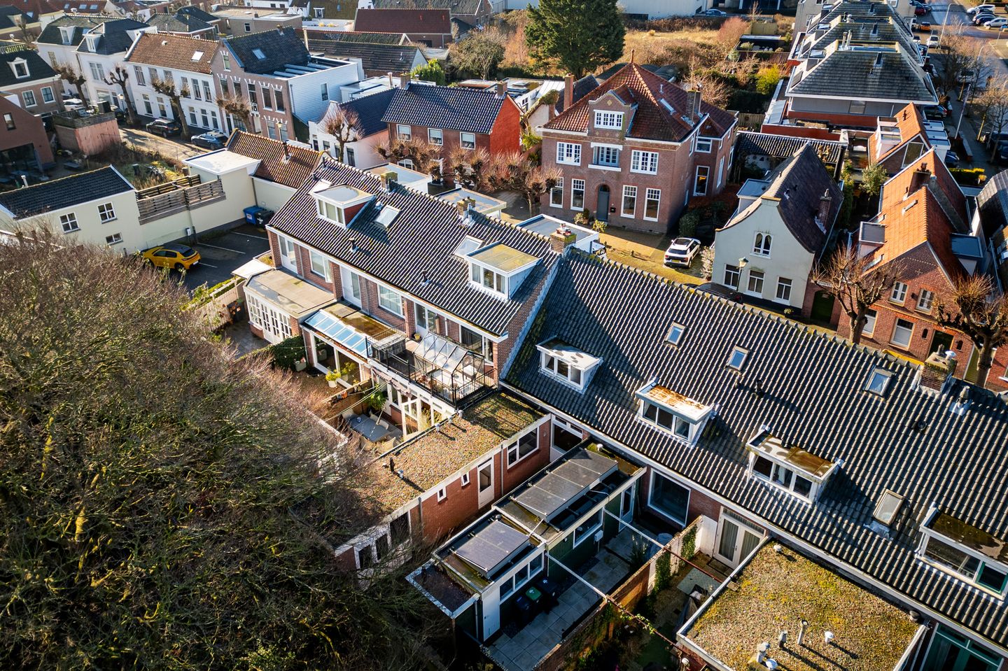 Foto 44 van Douzastraat 12