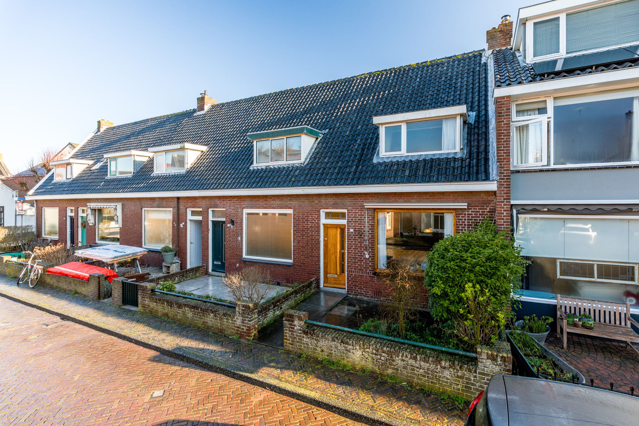 Foto 30 van Douzastraat 12