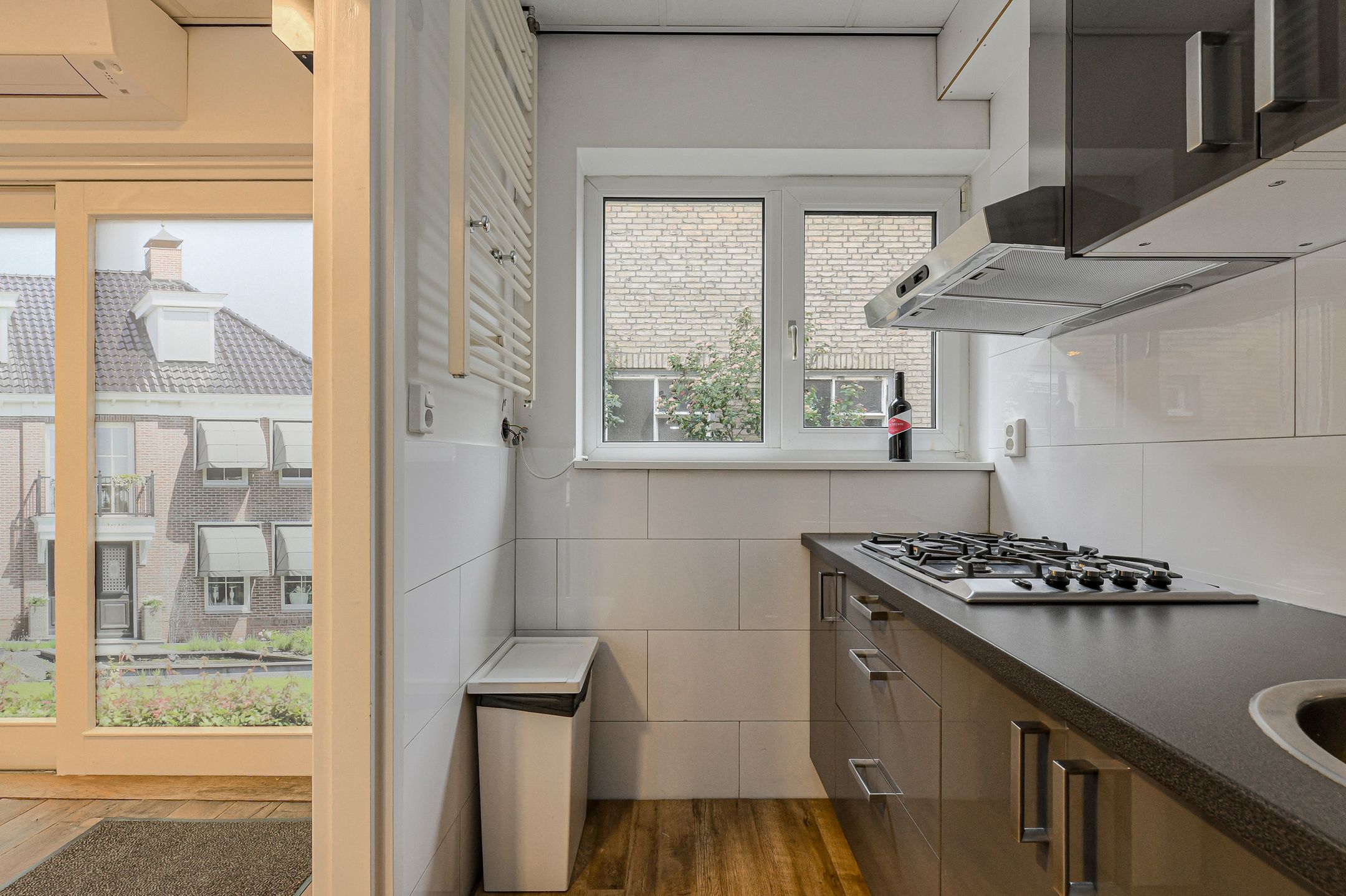 Foto 12 van Mathenessestraat 73