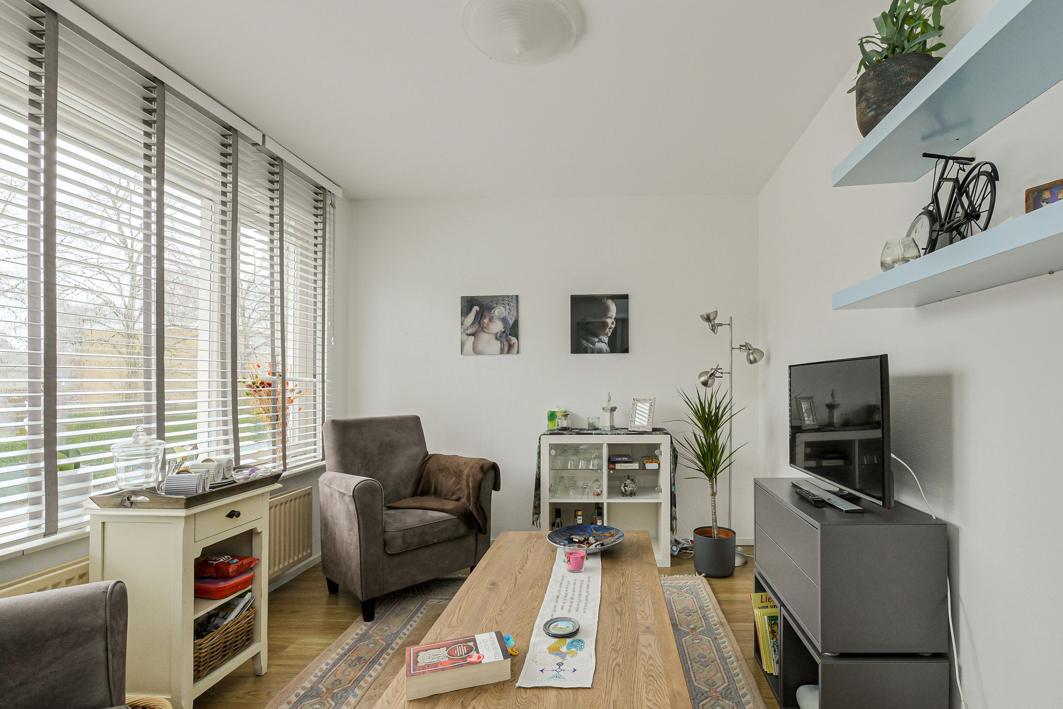 Foto 21 van Mathenessestraat 73