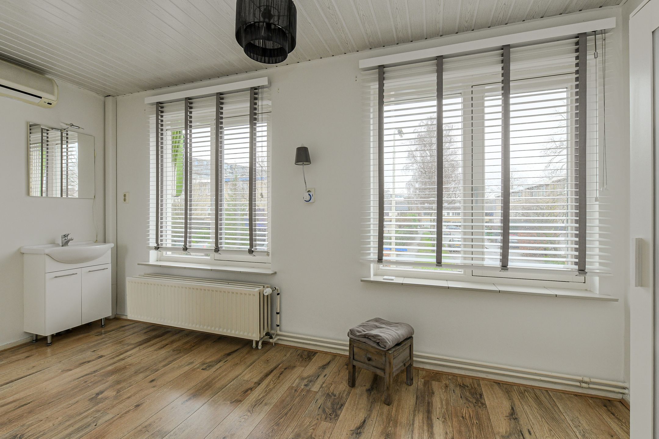 Foto 24 van Mathenessestraat 73