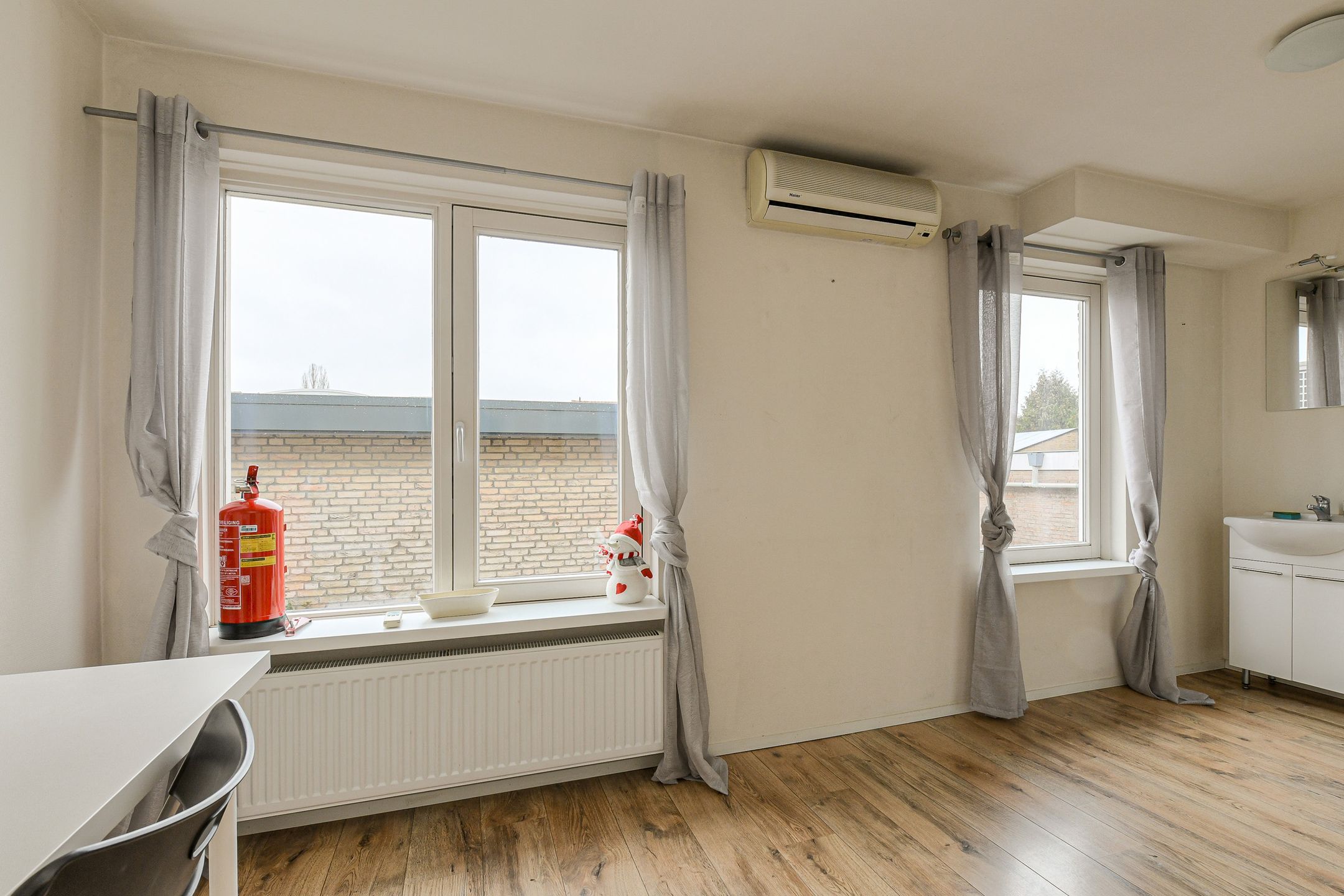 Foto 27 van Mathenessestraat 73