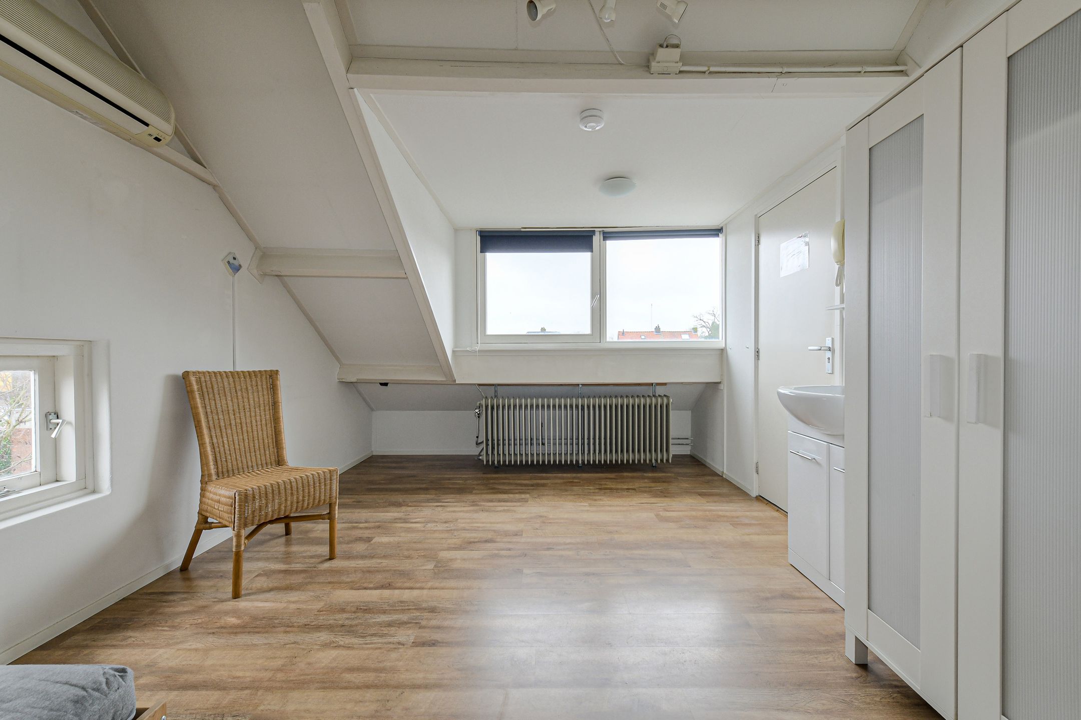 Foto 33 van Mathenessestraat 73