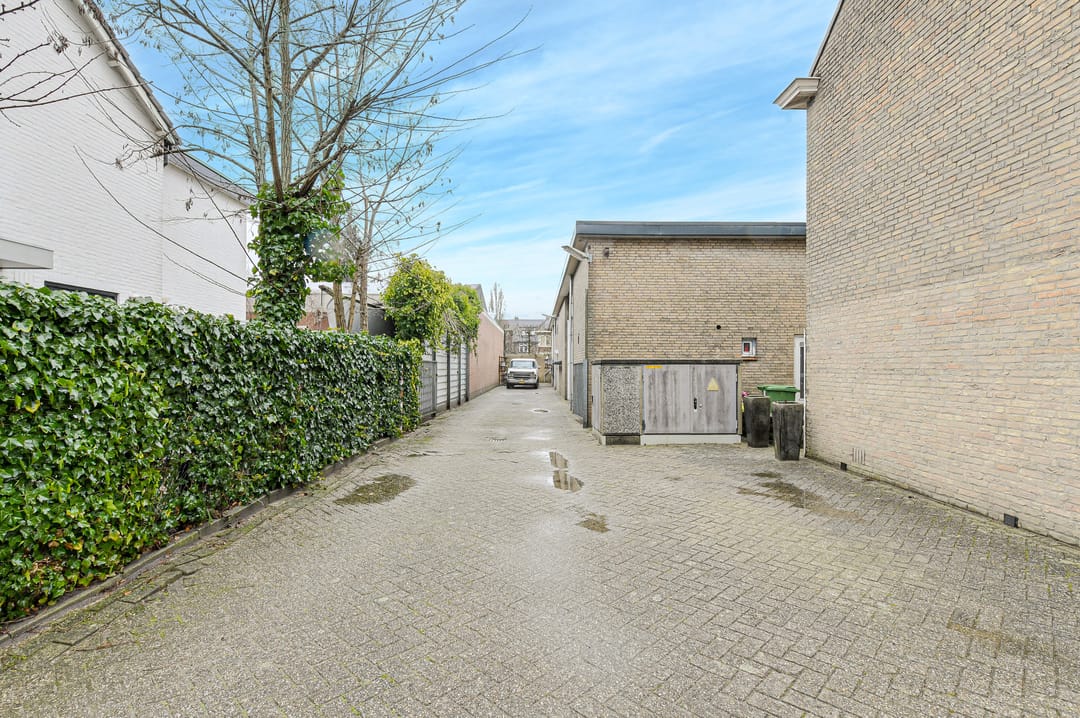 Foto 43 van Mathenessestraat 73