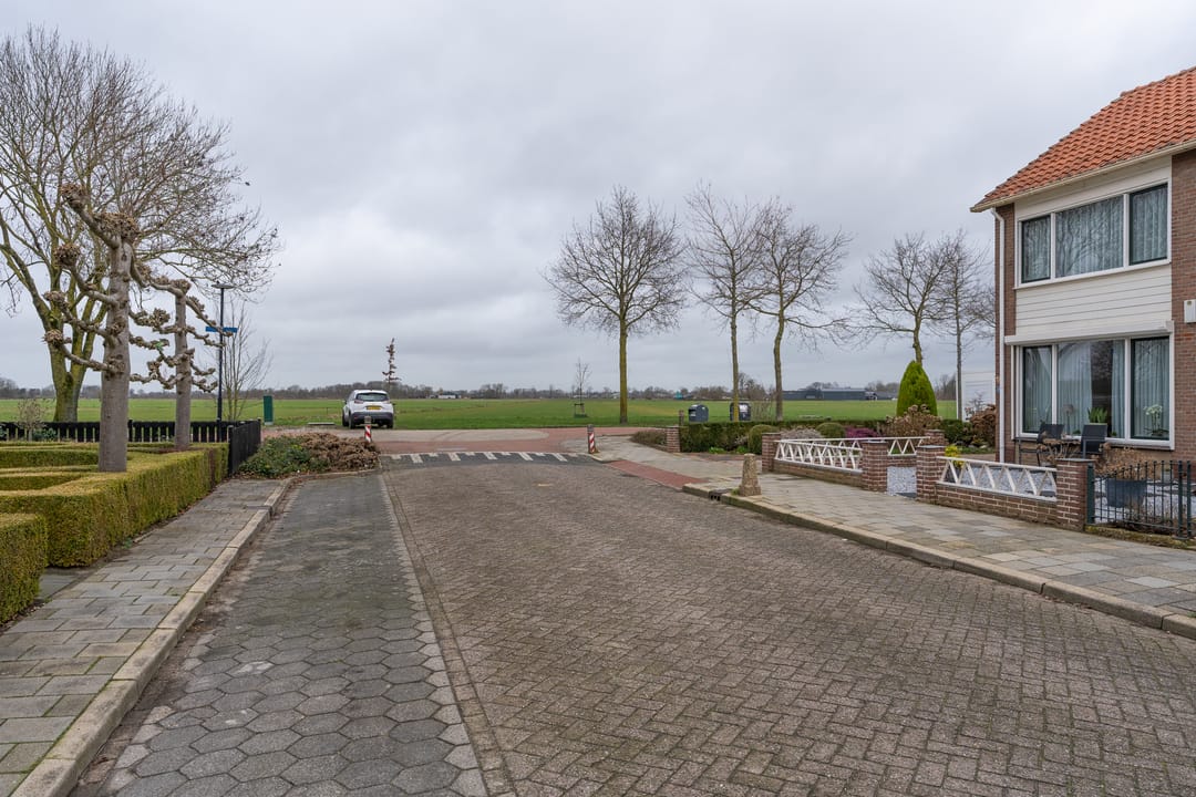 Foto 31 van Koningin Emmastraat 18