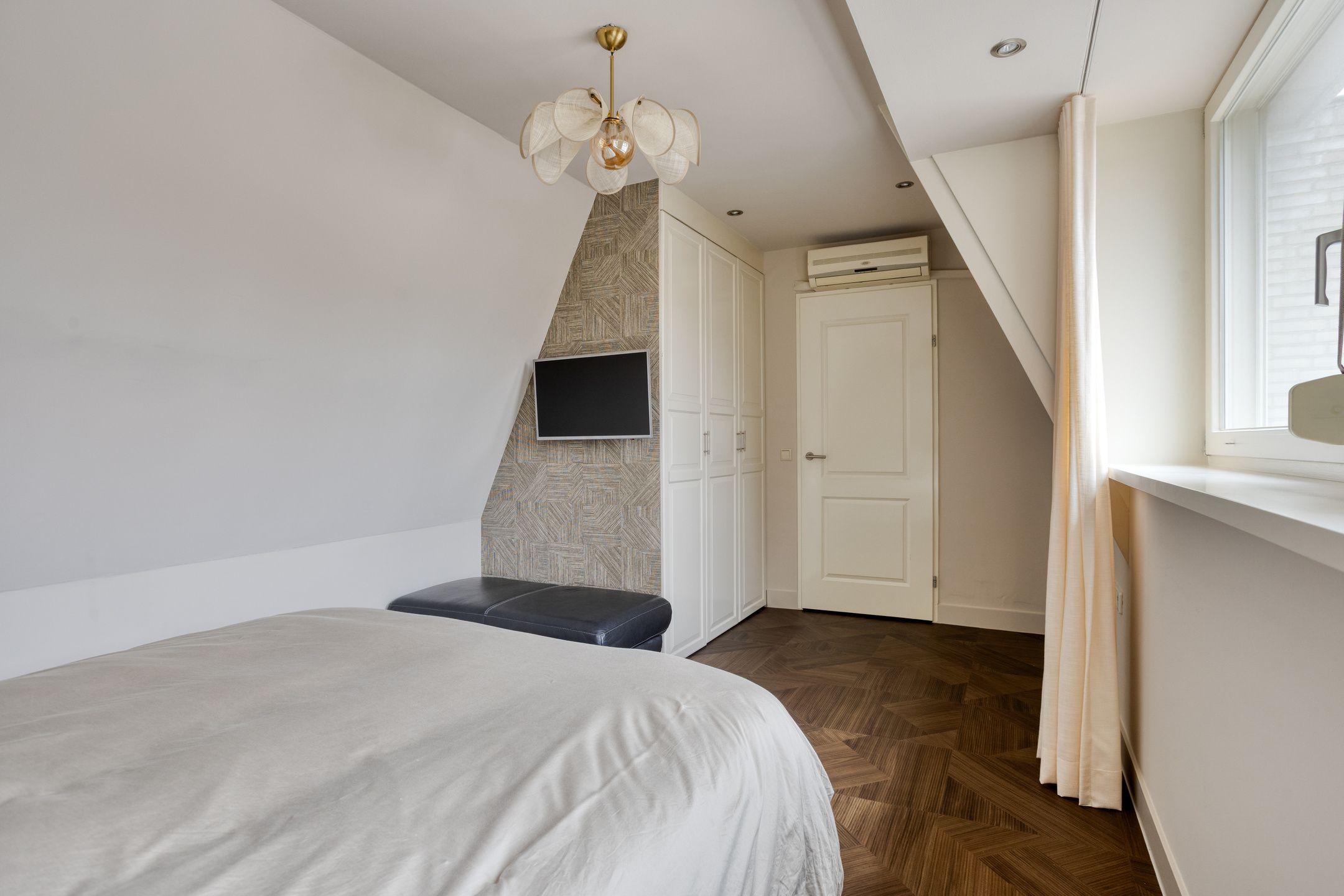 Foto 24 van Baselaarstraat 6