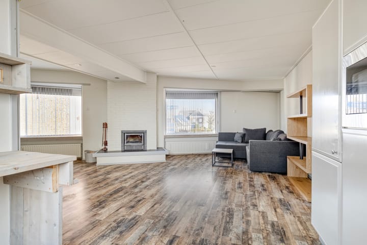 Photo 4 of Torenstraat 3