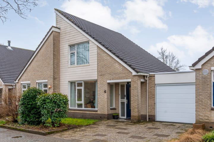 Foto 2 van Otto Smikstraat 6