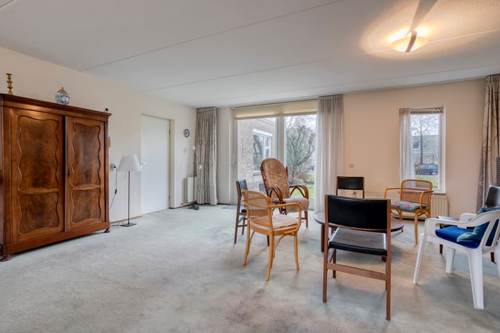 Tussenwoning te koop: Otto Smikstraat 6, Zwolle