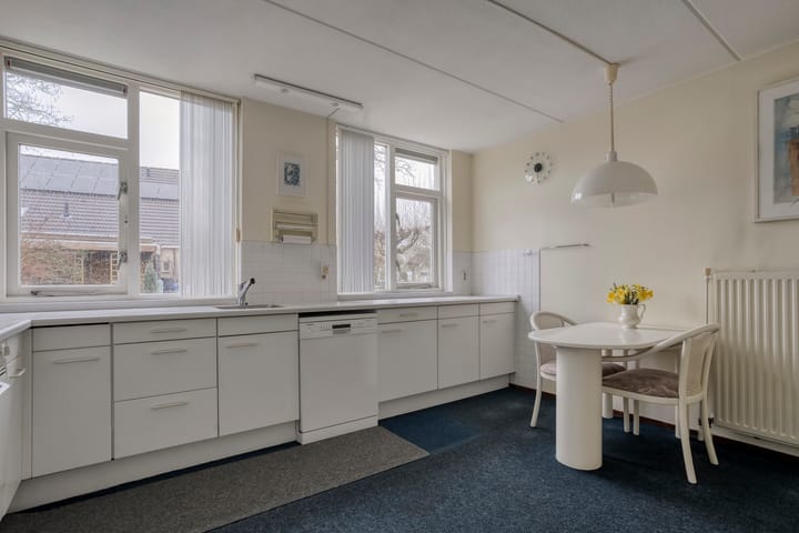 Tussenwoning te koop: Otto Smikstraat 6, Zwolle