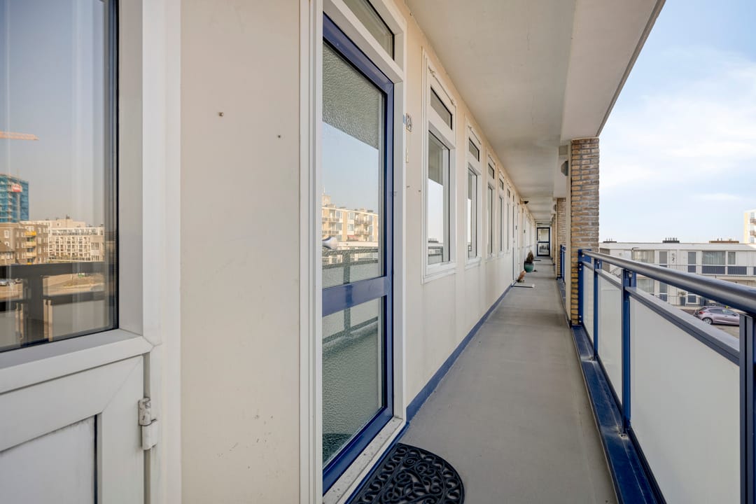 Photo 7 of de Ruyterstraat 74