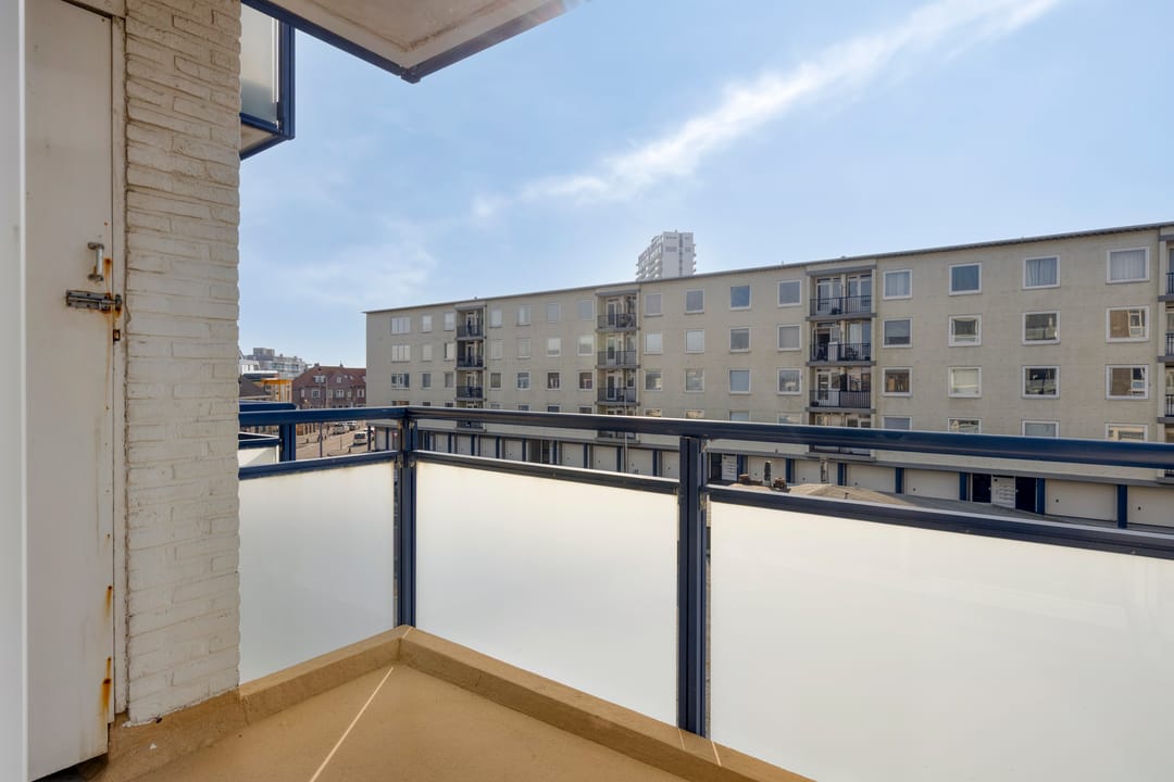 Photo 32 of de Ruyterstraat 74