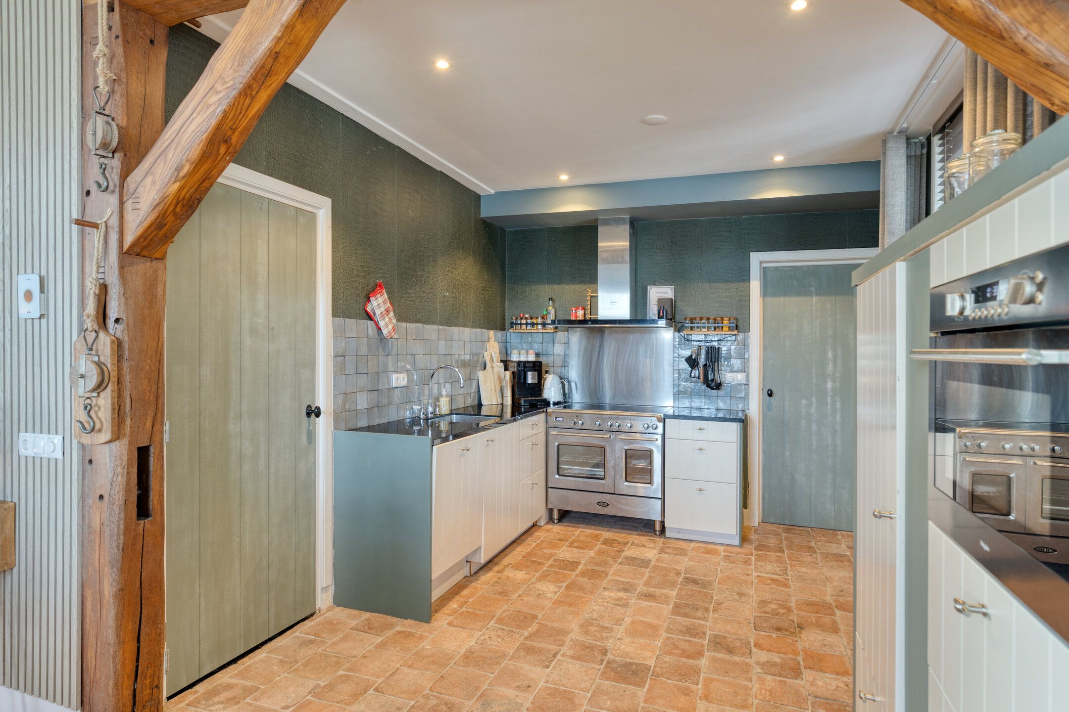 Foto 12 van Hogenkampweg 1