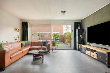 Walvisbaai 5 secondary image