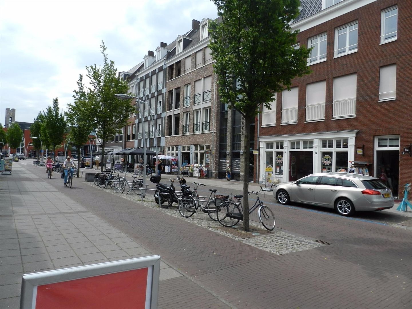 View photo 4 of Sniederslaan 4