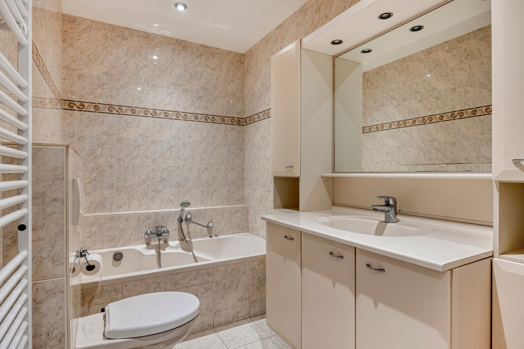 Foto 27 van Karperlaan 10