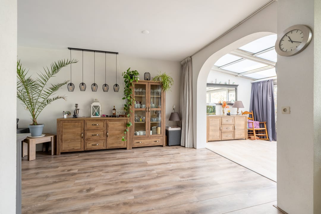 Spacious Family Home in Zaandam with Garden and Serre — 16