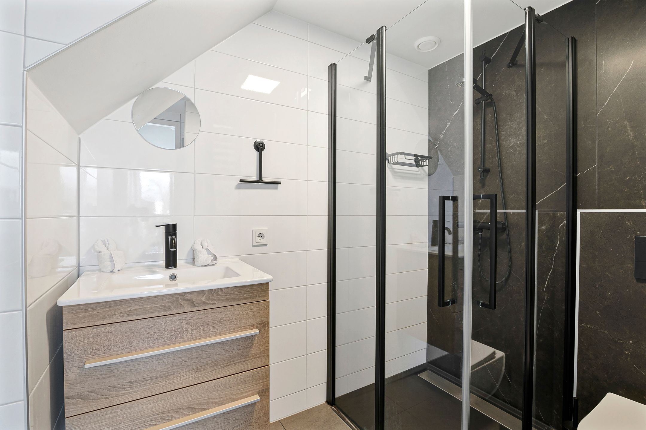 1-bedroom freehold villa in Offingawier — photo 5 of 5