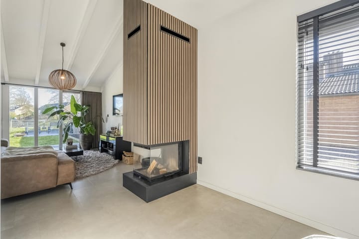 Photo 4 of Tapuitlaan 53