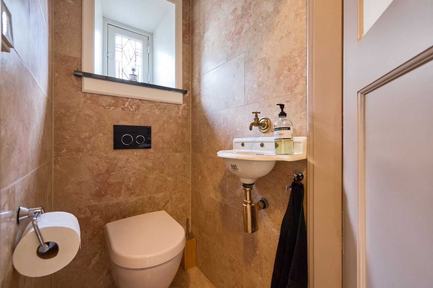 Photo 25 of Nieuweweg 101