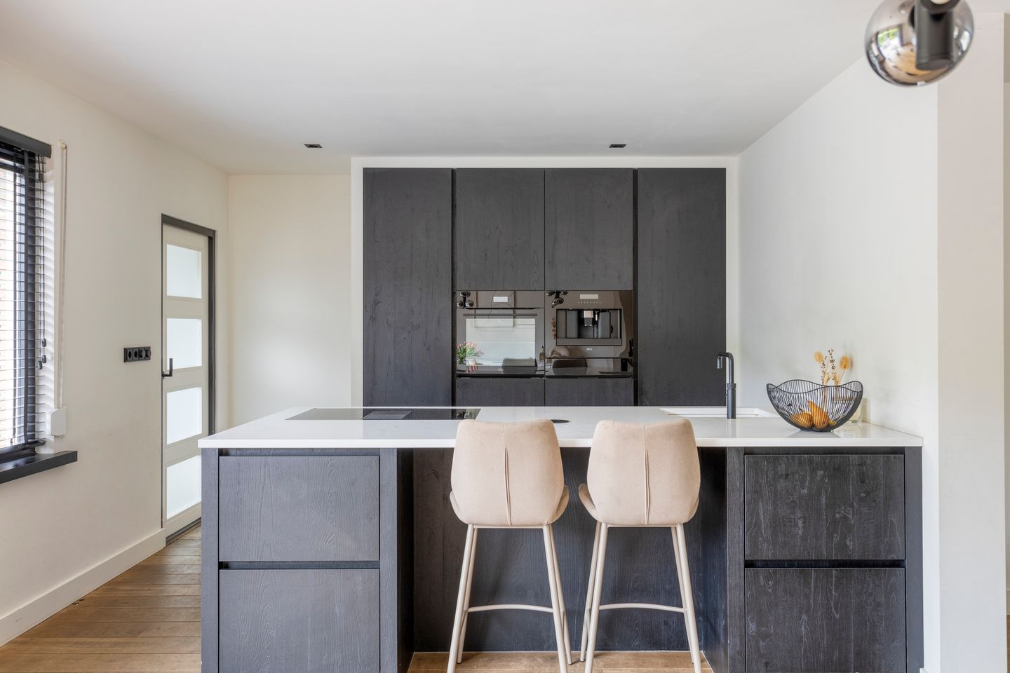 Foto 10 van Emmastraat 19