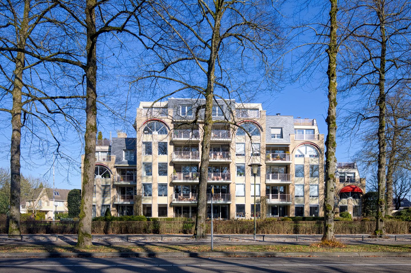 Foto 20 van Loolaan 376