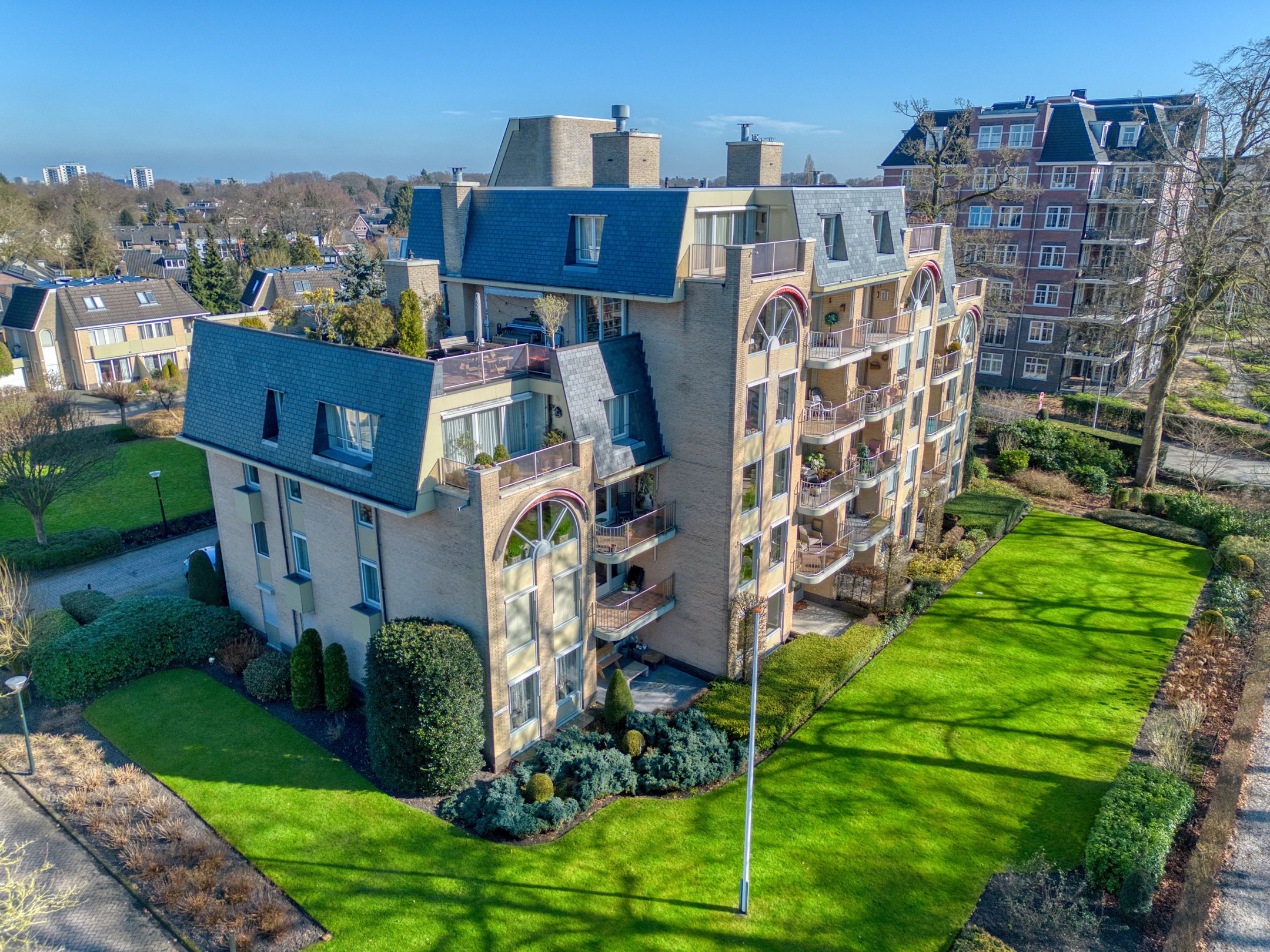 Foto 24 van Loolaan 376