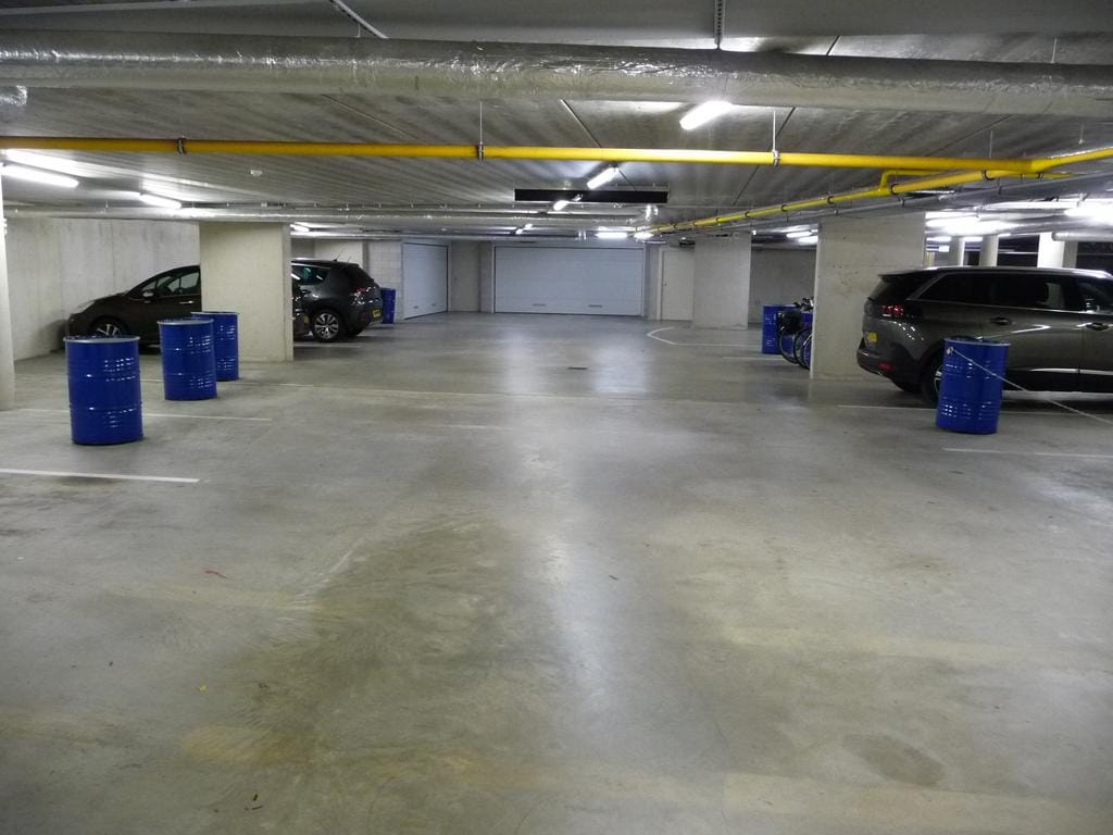 Foto 10 van Raadhuisstraat