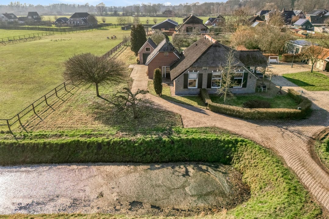 Landelijke Twee-onder-een-kapwoning met Ruime Tuin in de Buurt van Zwolle