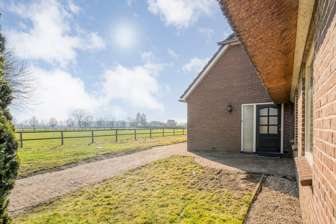 Rural Semi-Detached Home with Extensive Garden Near Zwolle — 36